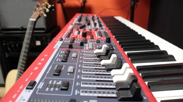 Corso di pianoforte e tastiere pop